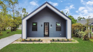 605 E Murrell Ave, Baytown, TX 77520