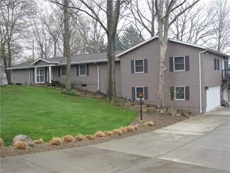 934 Latonka Dr, Mercer, PA 16137