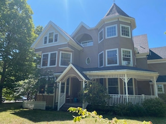 2 Mountain Ave, Bar Harbor, ME 04609