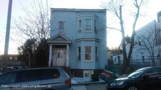 52 Beach St, Staten Island, NY 10304