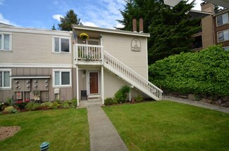 12720 NE 120th St Unit I6, Kirkland, WA 98034