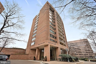 1805 Crystal Dr Unit 1016S, Arlington, VA 22202