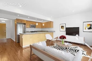 400 15th St Unit 2-A, Brooklyn, NY 11215
