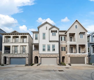 11008 Mikula Dr, Houston, TX 77043