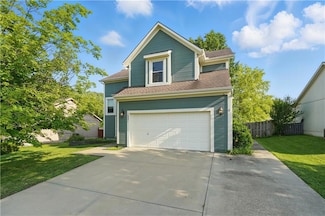 1321 S 6th St E, Louisburg, KS 66053