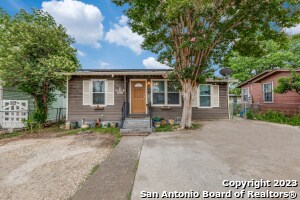 1324 W Mariposa Dr, San Antonio, TX 78201
