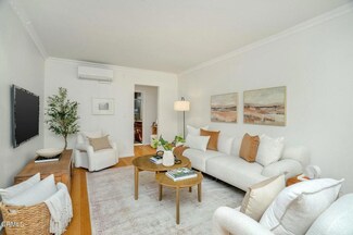 3220 Altura Ave Unit 226, La Crescenta, CA 91214