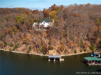 1026 Grandview Ln, Linn Creek, MO 65052