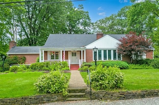 126 Elm Dr, Trafford, PA 15085