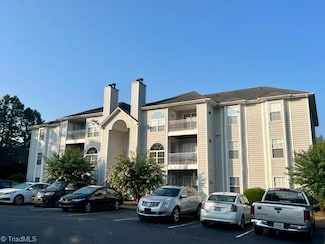 3614 Morris Farm Dr Unit 2D, Greensboro, NC 27409