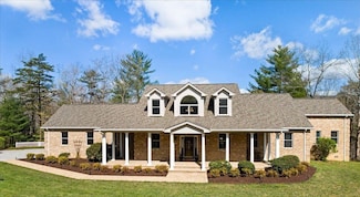 2925 New Ridge Rd, Elliston, VA 24087