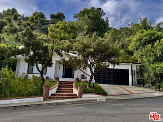 9781 Blantyre Dr, Beverly Hills, CA 90210