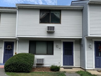 200 Fulton St Unit 30, Fall River, MA 02720