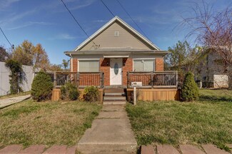 2121 W College St, Springfield, MO 65806