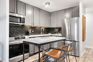 1200 Vine St Unit 5G, Denver, CO 80206