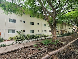 1014 Salzedo St Unit 304, Coral Gables, FL 33134