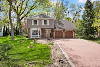 21630 Healy Avenue Cir N, Forest Lake, MN 55025