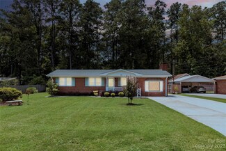 114 Brookfield Dr, Wilmington, NC 28405