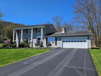 807 Chase Dr, Warren, PA 16365