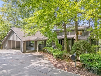 18 Wild Ivy Run, Hendersonville, NC 28739