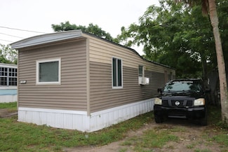 837 Reading Ln, Cocoa, FL 32922