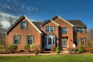 16 Clearwater Dr, Allentown, NJ 08501