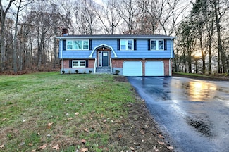 5 Robert Frost Dr, Shelton, CT 06484