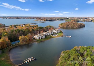940 Jetton St Unit 13, Davidson, NC 28036