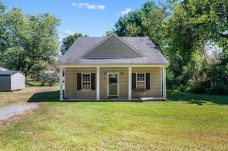 45 Halsey Rd, Lynchburg, VA 24501