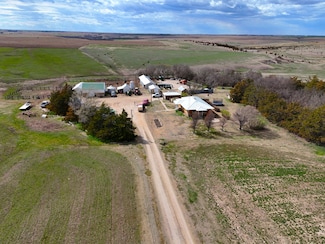 987 N 55th Rd, Glasco, KS 67445
