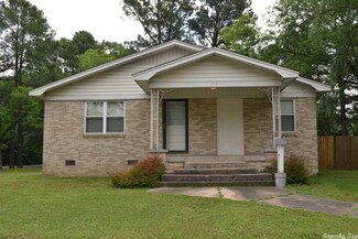 574 E Ingram, Conway, AR 72032