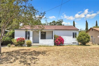 1131 W Nicolet St, Banning, CA 92220