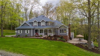 256 Queen Esther Dr, Sayre, PA 18840