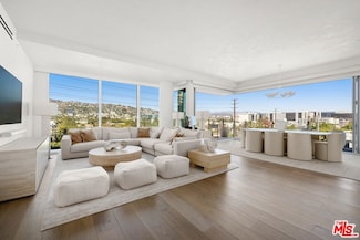 9000 W 3rd St Unit 502, Los Angeles, CA 90048