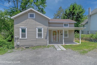 3029 Market St, Jenkins Township, PA 18640