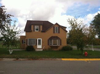 502 2nd St NW, Fosston, MN 56542