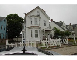 29 Hartford St, Dorchester, MA 02125