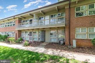 7402 18th Ave Unit 206, Hyattsville, MD 20783