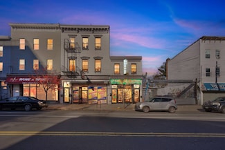 219-225 Broad St, New York City, NY 10304