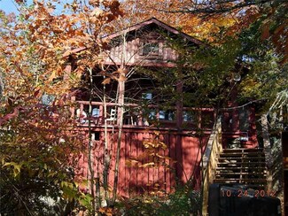 136 Lily Rd, Dedham, ME 04429