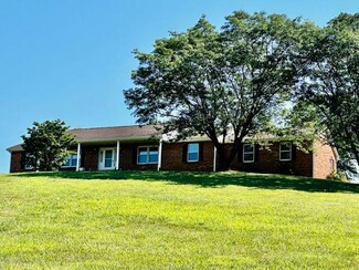 5212 Cloverdale Rd, Roanoke, VA 24019