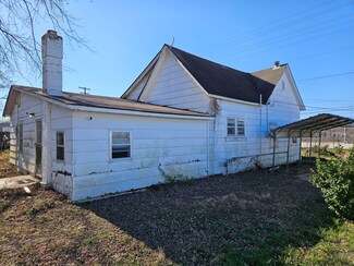 218 S Lake St, Mountain Grove, MO 65711