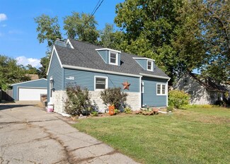 509 Valhigh Rd, West Des Moines, IA 50265