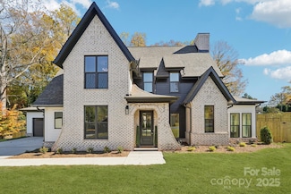 132 Sardis Ln, Charlotte, NC 28270