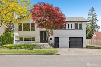 2531 Smithers Ave S, Renton, WA 98055