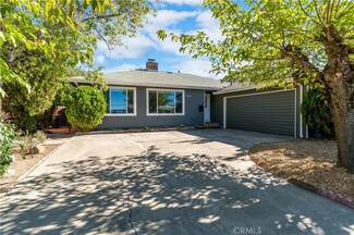 2436 Hendricks Dr, Lucerne, CA 95458