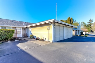 5702 N 33rd St Unit 21C, Tacoma, WA 98407