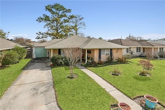 111 Donelon Dr, New Orleans, LA 70123