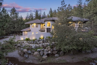 2279 NW Putnam Rd, Bend, OR 97703