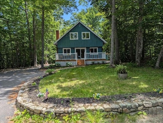 16 Scenic View Dr, Naples, ME 04055